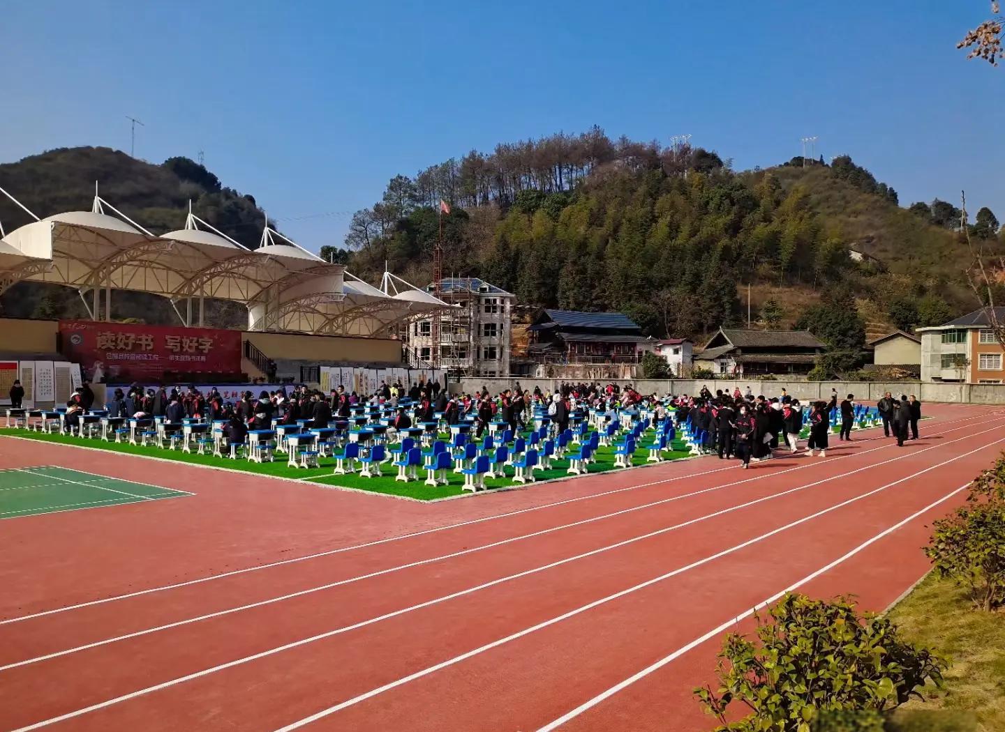 玉树藏族自治州硅PU篮球场 - 方案